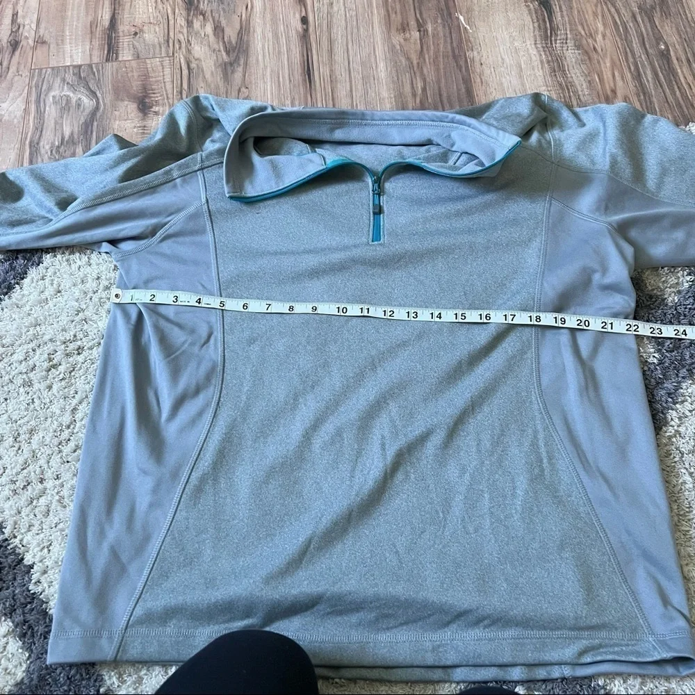 The North Face Fleece Quarter Zip Sweatshirt